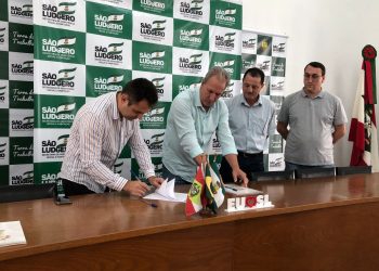 São Ludgero é o primeiro município da região a implantar o cartão Benefício Social