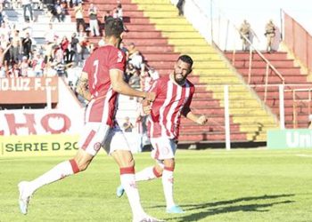 Hercílio Luz conquista a primeira vitória na D do Brasileirão