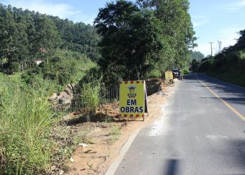 Muros de contenção em concreto armado estão sendo construídos pela Prefeitura de São Ludgero