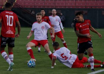 Hercílio Luz perde em Pelotas e cai na tabela da Série D