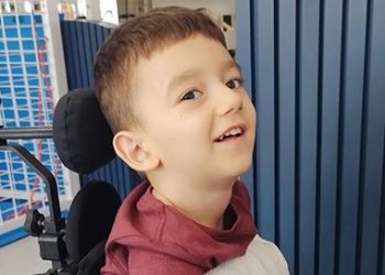 Solidariedade: família de criança busca ajuda para cirurgia