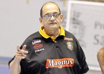 Morre Fernando Ferretti, treinador multicampeão do futsal