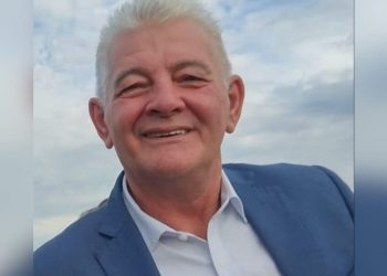 Laguna: pescador morre após ser atingido por onda em costão