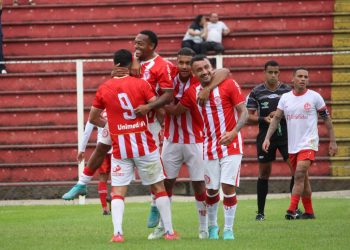 Hercílio Luz cede o empate em casa na estreia da Copa SC