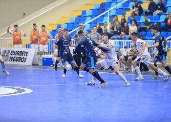 Tubarão Futsal encerra em casa a primeira fase da Liga