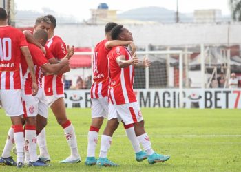 Hercílio Luz vence o Joinville e mantém liderança da Copa SC