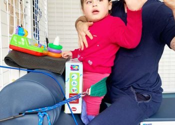 Criança de Tubarão precisa de ajuda