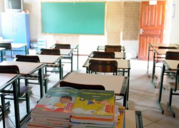 Governo de SC retira livros de circulação e é acusado de censura