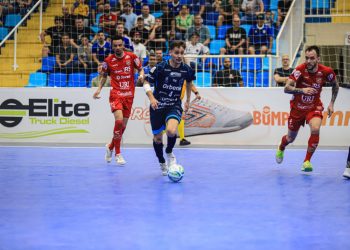 Tubarão Futsal é superado pelo Atlântico pelas quartas da Liga Nacional