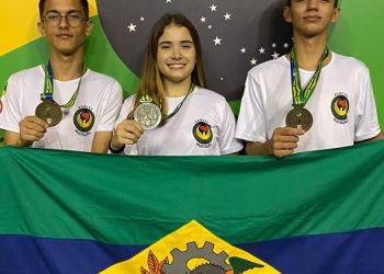 Karatecas de Braço do Norte se destacam em competição nacional