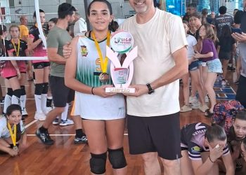 Meninas do Sub 13 de São Ludgero são campeãs da Liga Voleibol Estadual de Santa Catarina