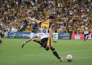 Criciúma encara o primeiro desafio como visitante na temporada