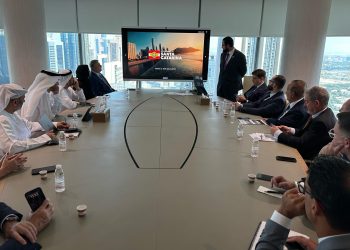 Representantes do governo dos Emirados Árabes demonstram interesse em investir na infraestrutura de SC