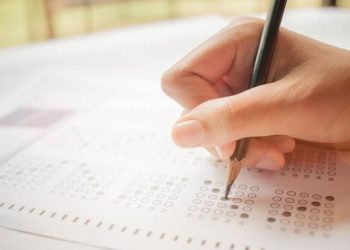 Prefeitura de Orleans abre inscrições para concurso com salários de quase R$ 10 mil