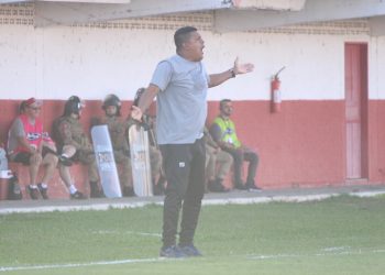 Hercílio Luz busca vaga nas quartas do Catarinense