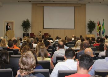 Nova diretoria da Acivale é empossada