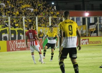 Tigre não vence o Hercílio Luz no Aníbal Costa desde 2019