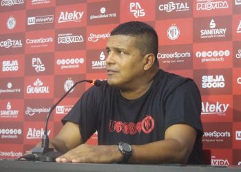 Hercílio Luz demite treinador, após empate na D