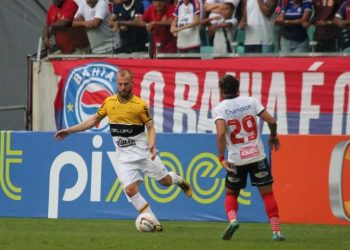Criciúma enfrenta Bahia pela Copa do Brasil