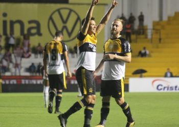 Criciúma emplaca nove finalistas no prêmio Top da Bola da FCF