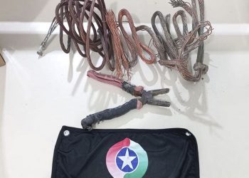 Dupla é presa por furto de fios de agência bancária na região central