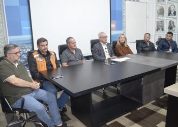 Tubarão adota cidade de Triunfo após enchente