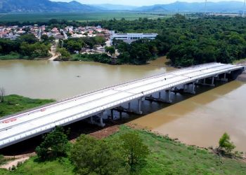 Ponte entre Tubarão e Capivari deve ser entregue no segundo semestre