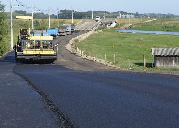 Inicia pavimentação do último trecho de estrada de Congonhas