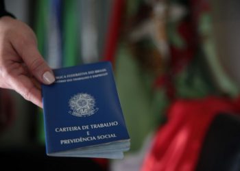 Santa Catarina cria quase 14 mil empregos formais no mês de março