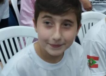 Tubarão: morre adolescente vítima de incêndio em prédio