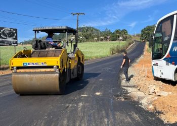 Açucena ganha primeiros metros de asfalto