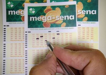 Bolão de SC fatura R$ 94 mil na mega-sena e prêmio principal acumula para R$ 112 milhões