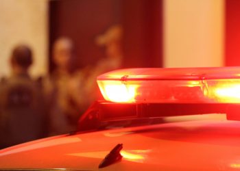 Tubarão: mulher acorda com ladrão dentro de casa