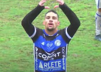 Tubarão vence a terceira seguida e briga por vaga direta nas semifinais da segundona