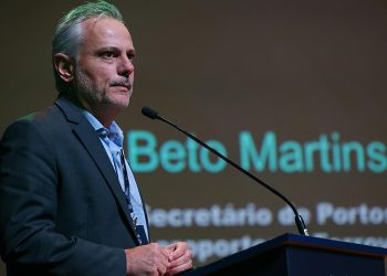 Aeroporto, ferrovia e rodovia seguirão no foco de Beto Martins, que assume uma vaga no senado