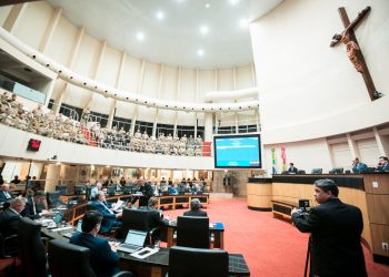 Alesc aprova empréstimos de R$ 2,4 bilhões para estradas e setor rural do estado