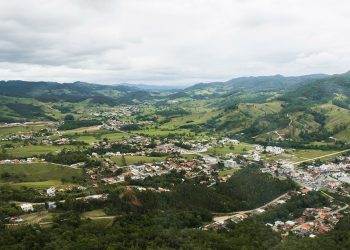 Justiça Eleitoral indefere candidaturas em Gravatal