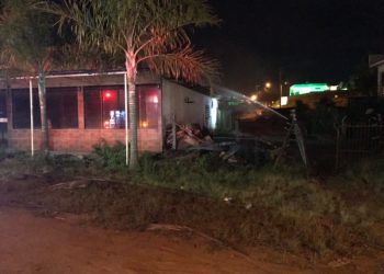 Cocal do Sul: casa abandonada é atingida por incêndio