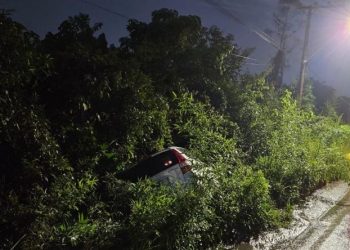 Orleans: motorista perde controle da direção e sofre saída de pista