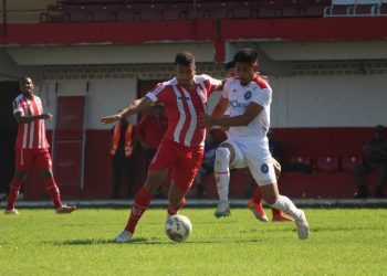 Hercílio Luz vira em casa e garante o 1º lugar na fase de classificação da Copa SC