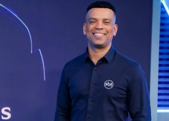 Narrador de Tubarão assumirá vaga de Cléber Machado no SBT