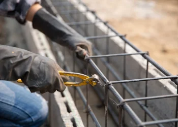 Indústria de SC gera 3,2 mil vagas em setembro