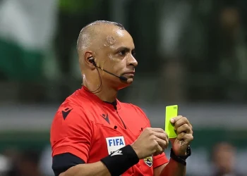 Decisão: Criciúma e Flamengo terá arbitragem Fifa em campo e no vídeo