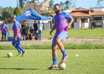 Caravaggio realiza jogo-treino com o Hercílio Luz neste sábado