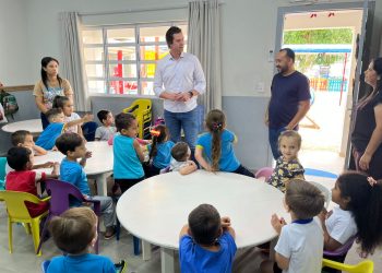 Prefeito eleito de Braço do Norte visita Colônia de Férias nos CEI’s