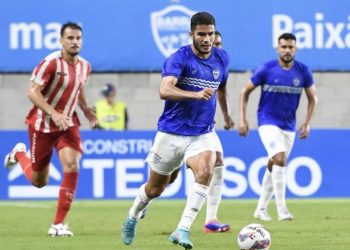 Hercílio Luz sai na frente, mas cede empate para o Barra e segue na lanterna