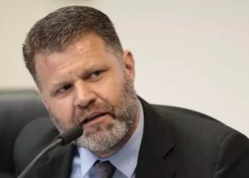 Vice-prefeito de Tubarão acumula três secretarias e duas fundações municipais