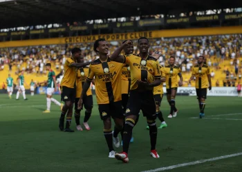 Criciúma vence no Catarinense e conquista a taça da Recopa