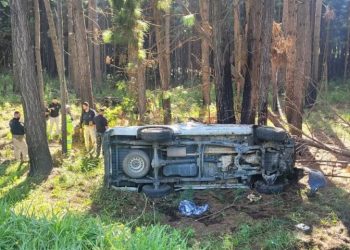 Acidente envolvendo veículo da Saúde de Armazém deixa um óbito