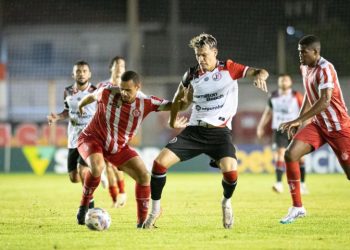 Hercílio Luz conquista a primeira vitória no Catarinense